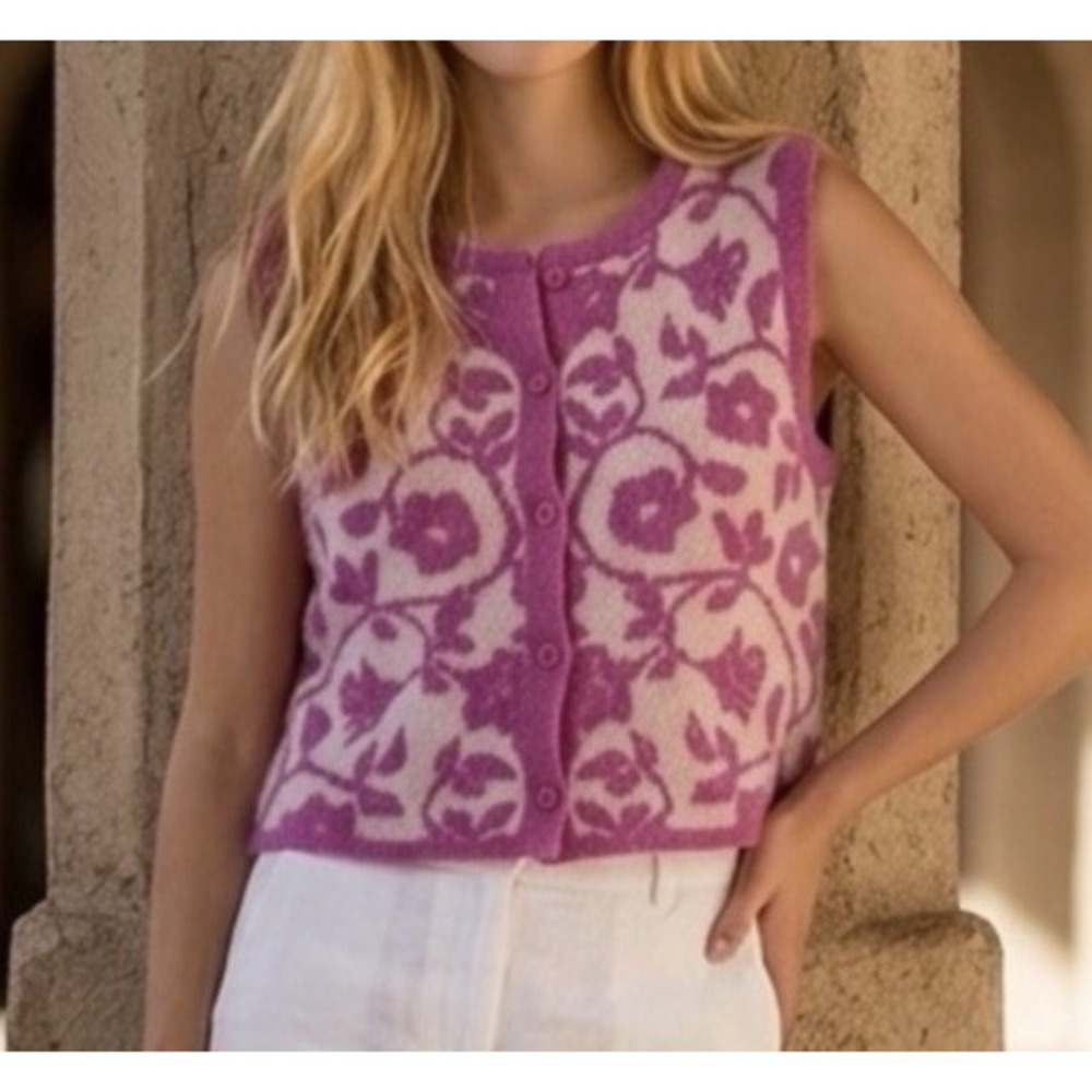 Zara Magenta Floral Jacquard Knit Vest Bloggers Favorite Size Medium